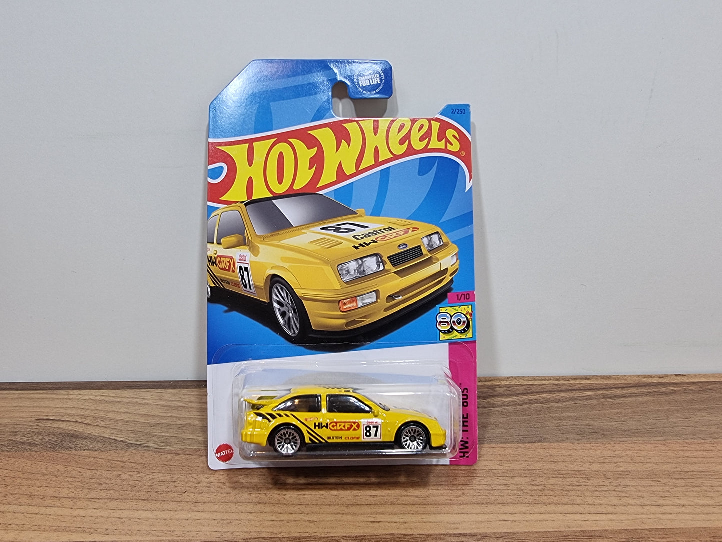 Hot Wheels '87 Ford Sierra Cosworth (USA Exclusive,Bad Card)