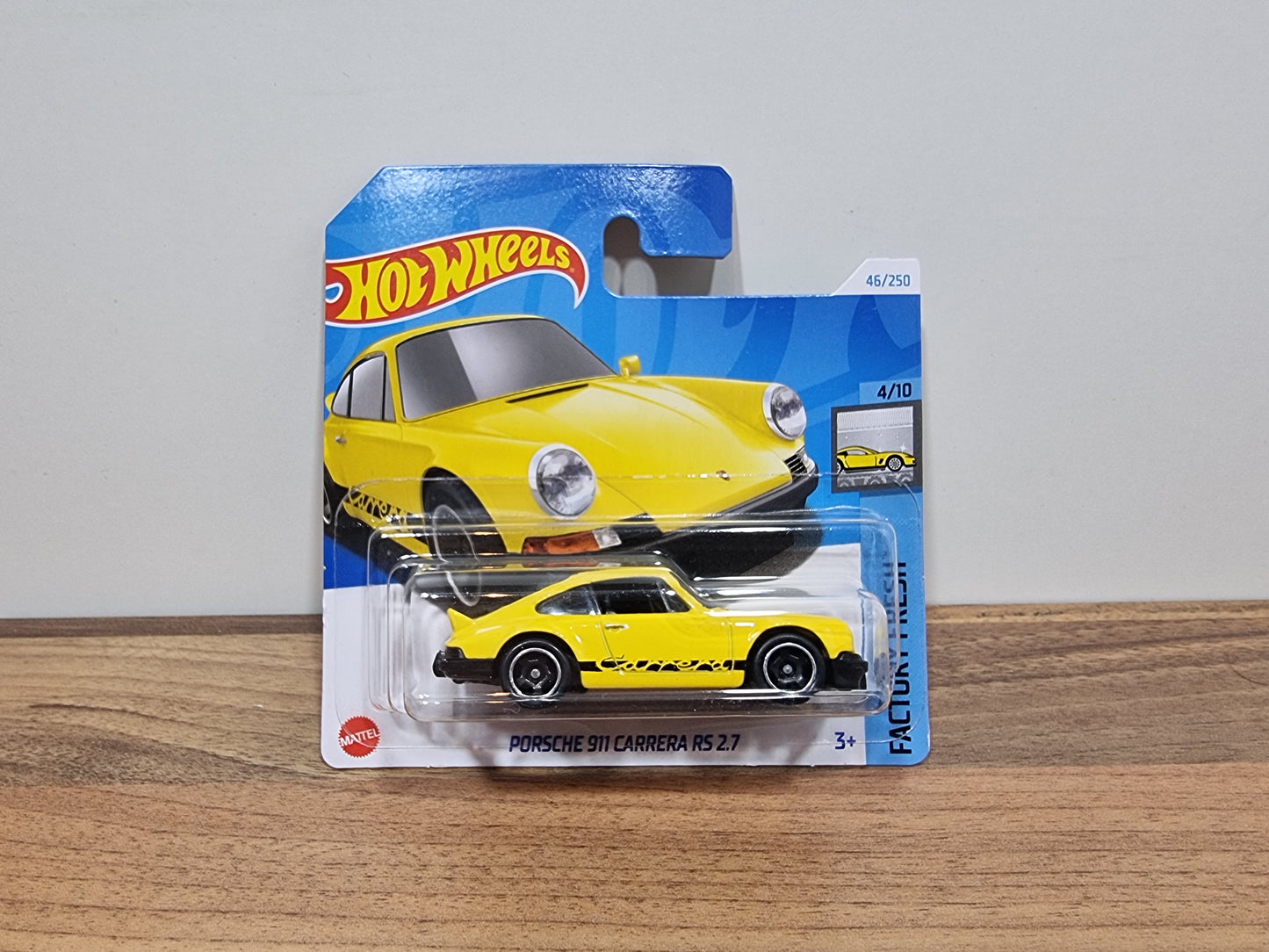 Hot Wheels Porsche 911 Carrera RS 2.7