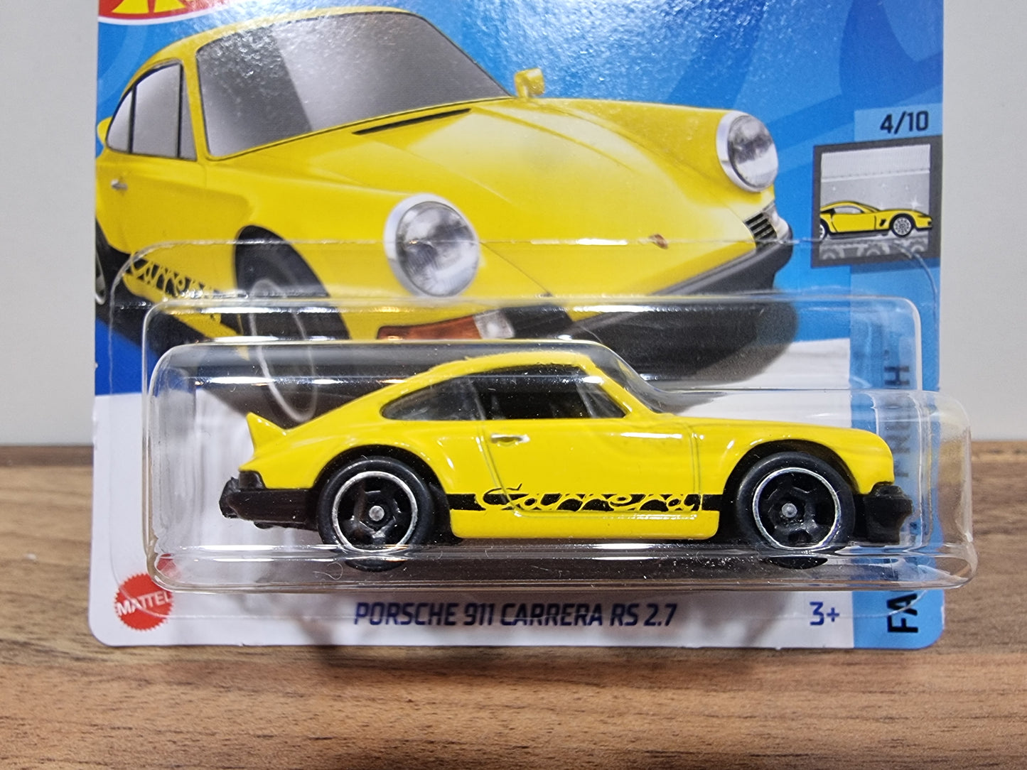 Hot Wheels Porsche 911 Carrera RS 2.7
