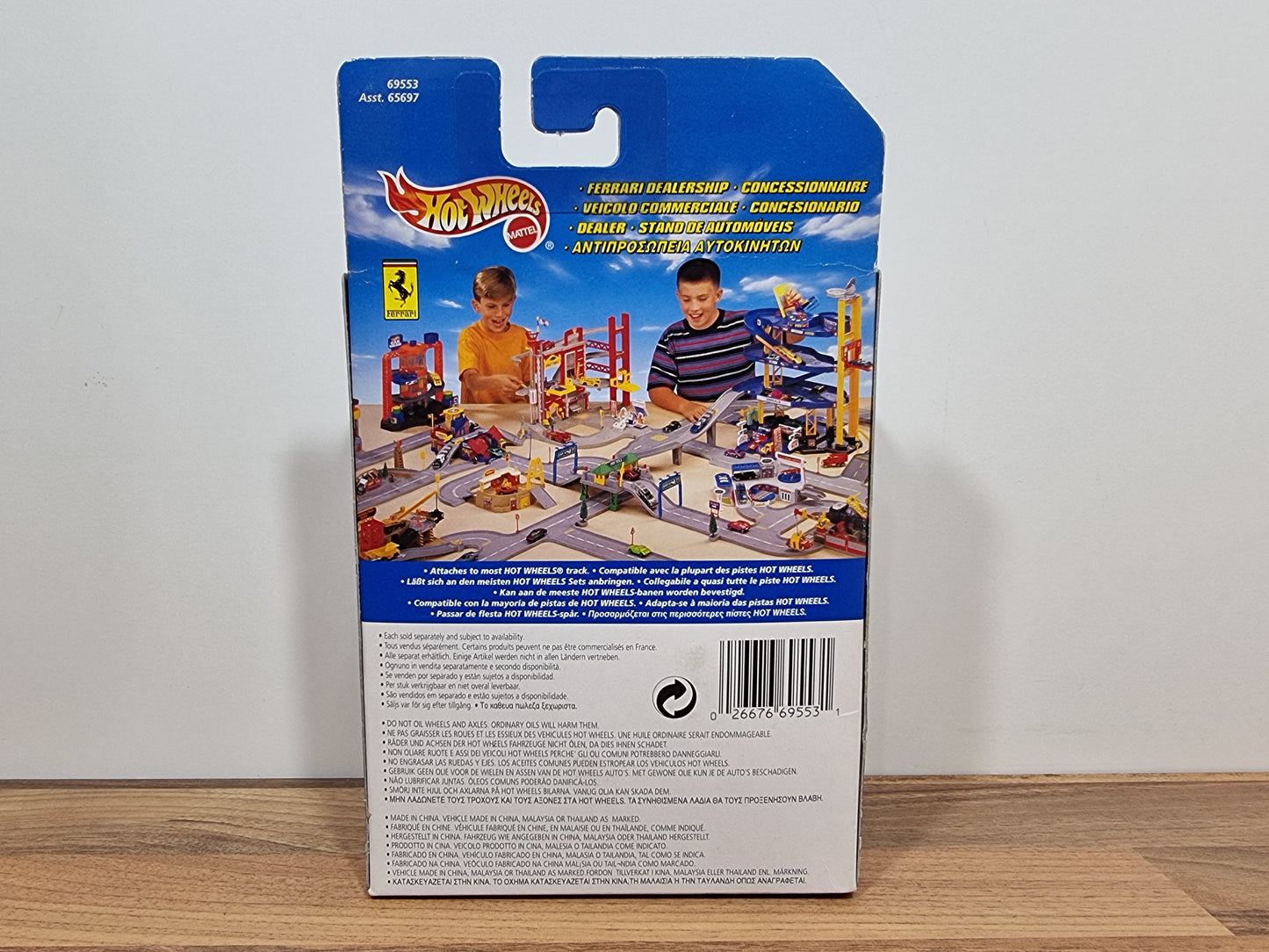 Hot Wheels Ferrari Dealership