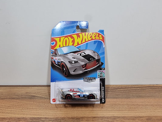 Hot Wheels '15 mazda mx-5 miata (USA Exclusive)