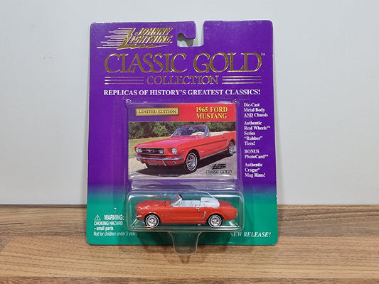 Johnny Lightning 1965 Ford Mustang