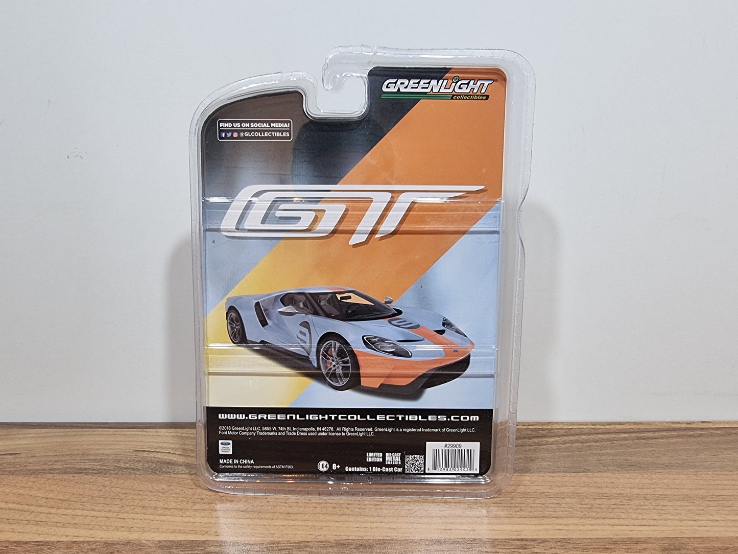 Geenlight 2019 Ford GT Heritage Edition