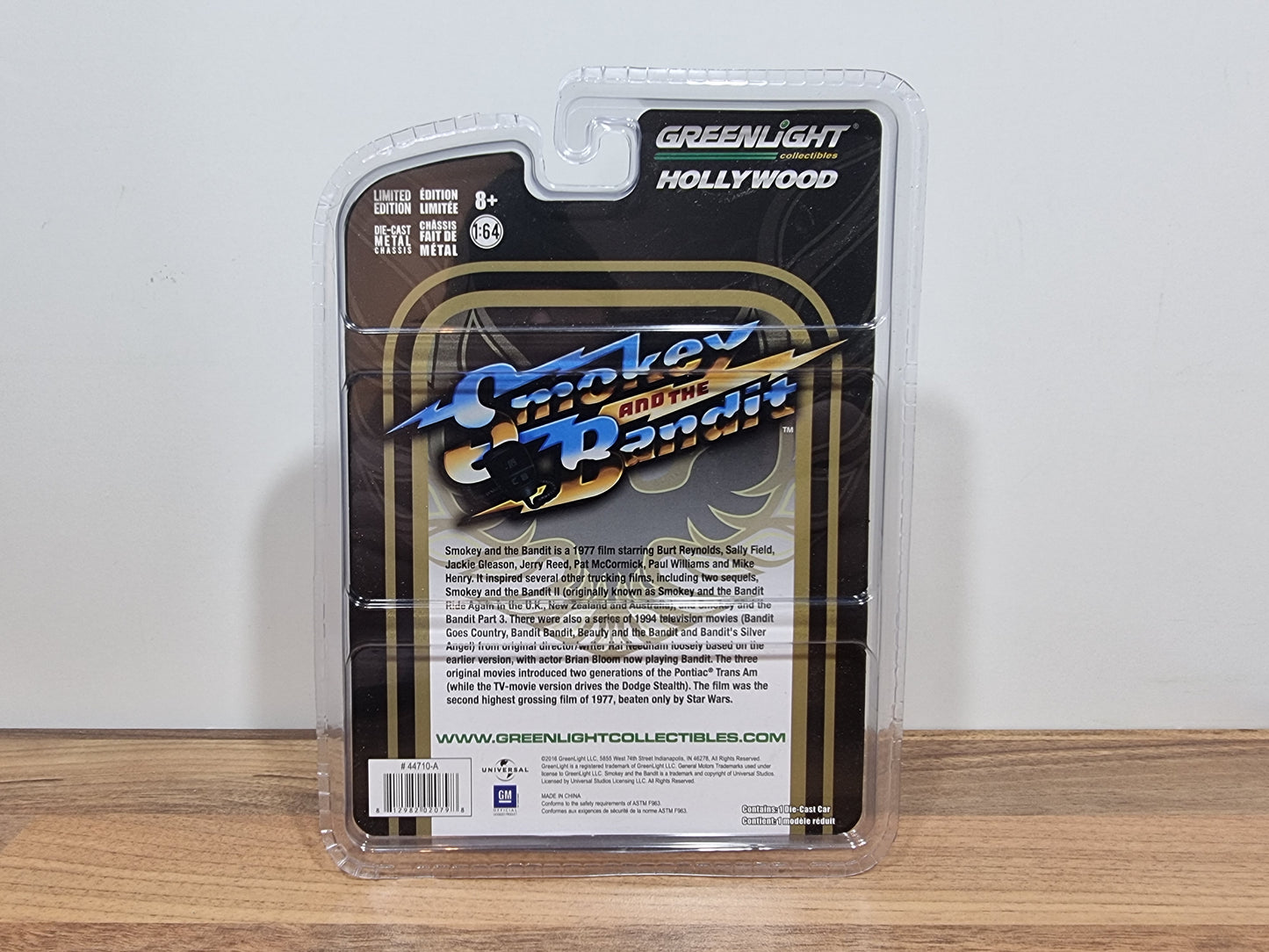 Greenlight Bandits 1977 Pontiac Trans Am