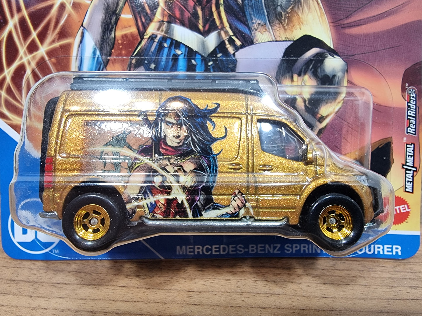 Hot Wheels Mercedes-Benz Sprinter Tourer