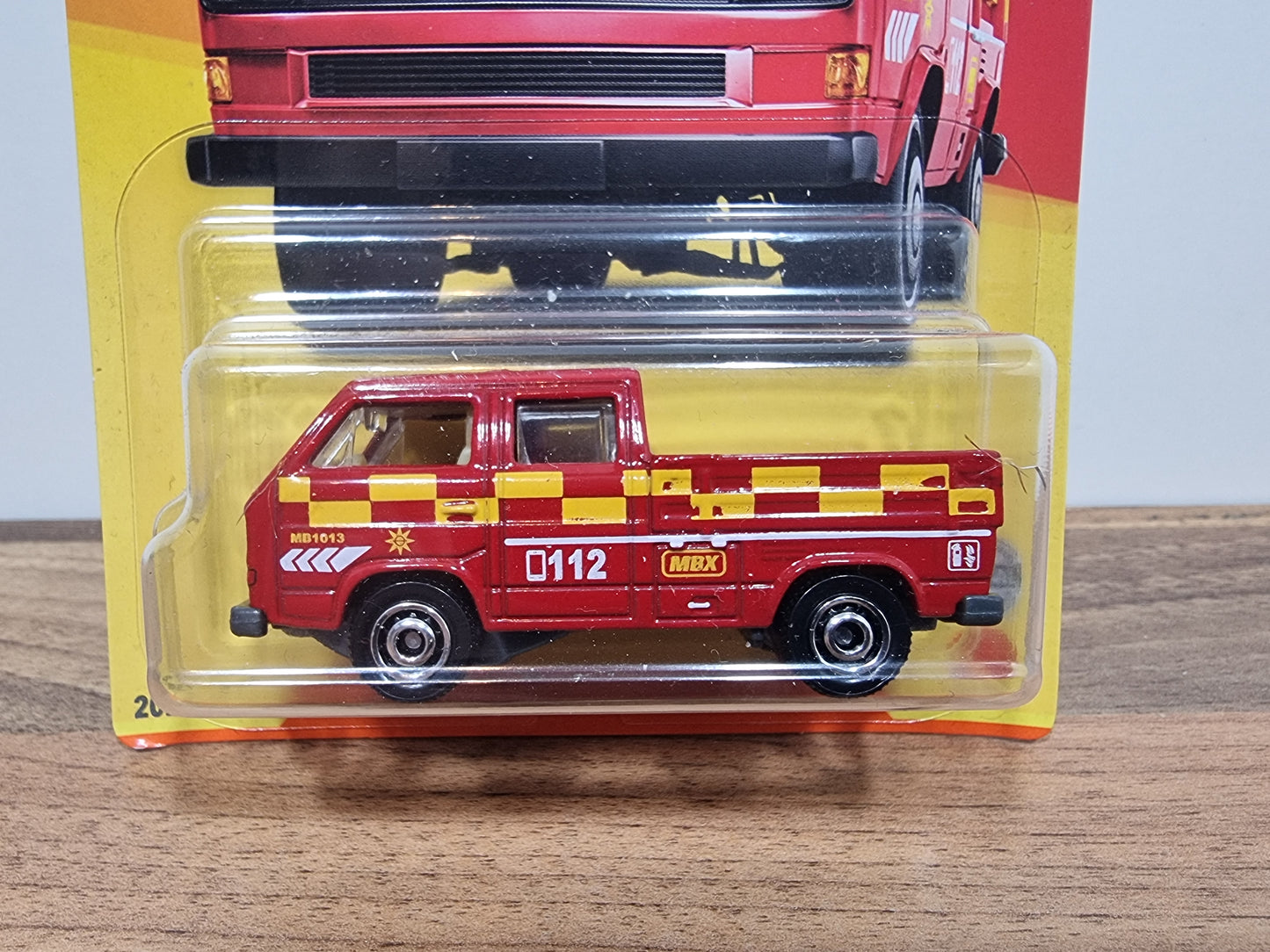 Matchbox 1990 VW Transporter Crew Cab