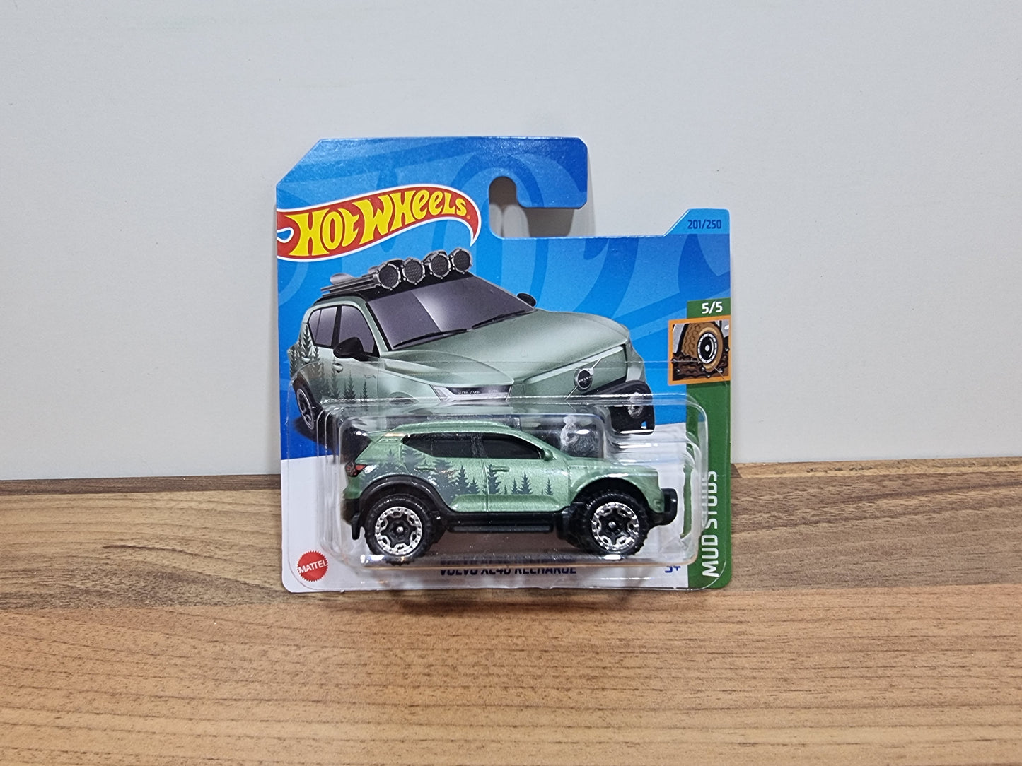 Hot Wheels Volvo XC40 Recharge