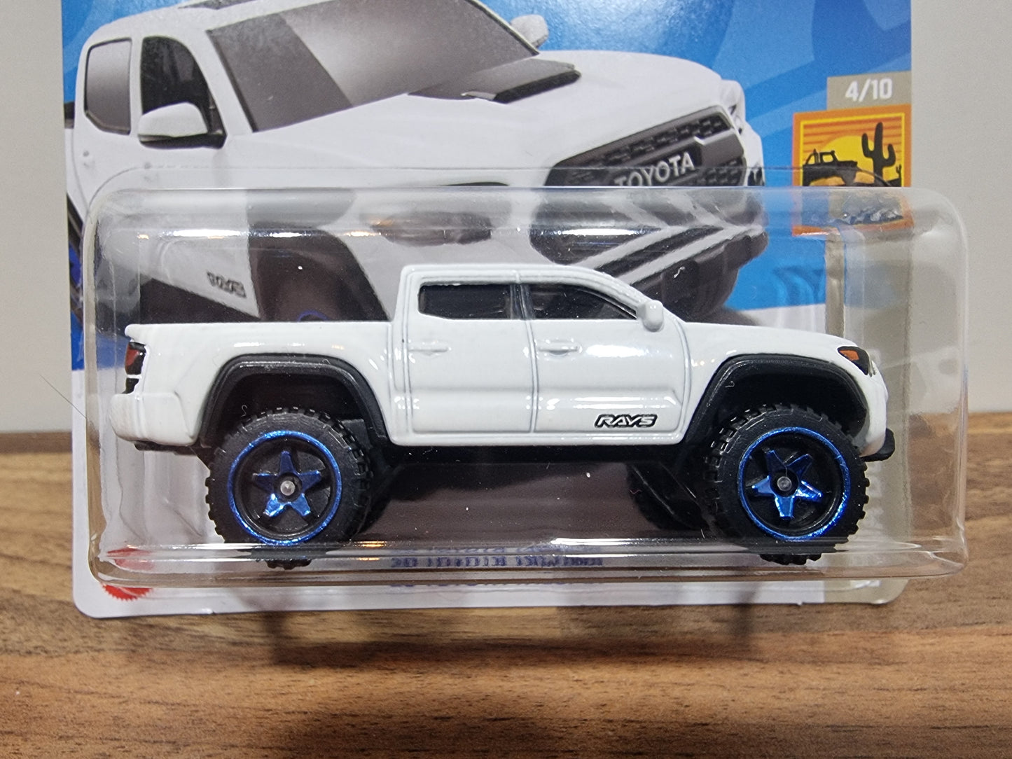Hot Wheels '20 Toyota Tacoma (Bad Card)