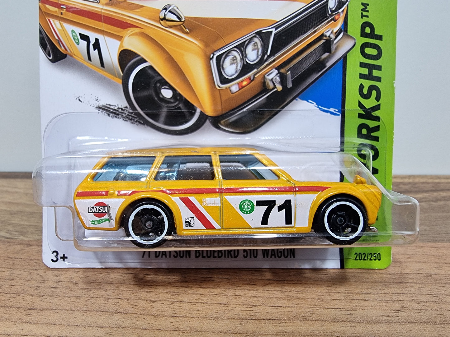 Hot Wheels '71 Datsun Bluebird 510 Wagon