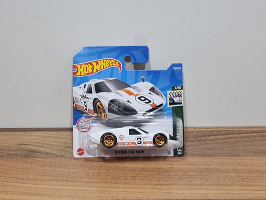 Hot Wheels '67 Ford GT40 MK.iv