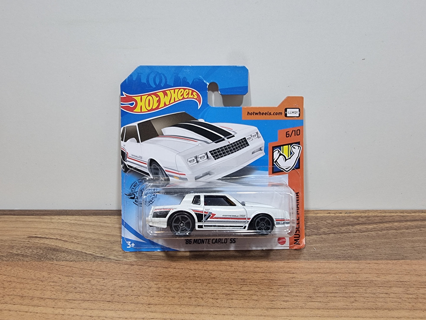 Hot Wheels '86 Monte Carlo SS