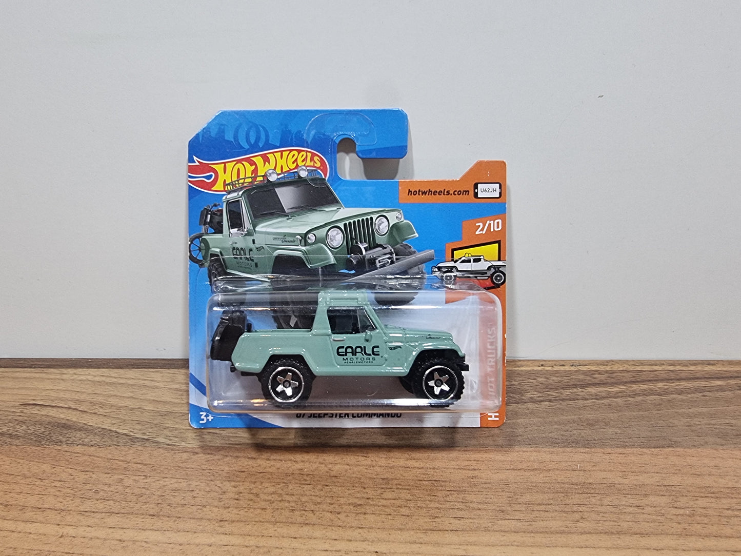 Hot Wheels '67 Jeepster Commando