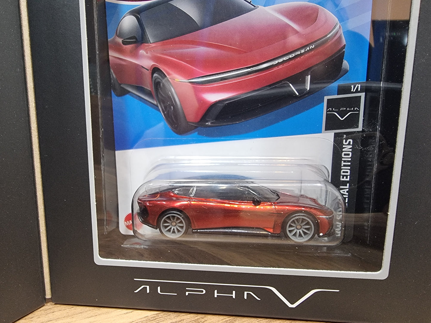 Hot Wheels Delorean 2 Pack