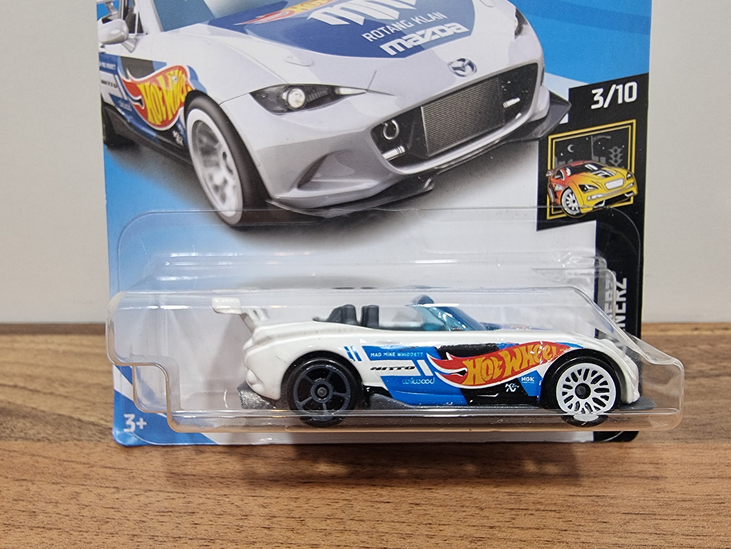 Hot Wheels '15 Mazda MX-5 Miata